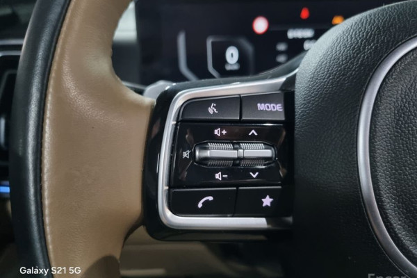 2024 Kia Sorento с пробегом 9 335 км