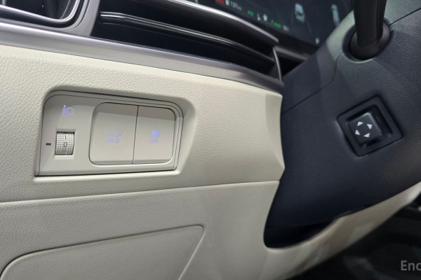 2023 Kia Sorento с пробегом 23 293 км