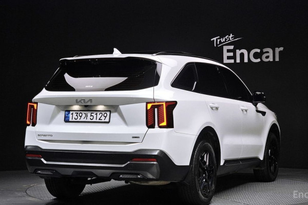 2024 Kia Sorento с пробегом 25 623 км