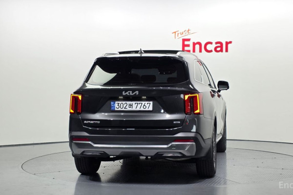 2024 Kia Sorento с пробегом 16 424 км