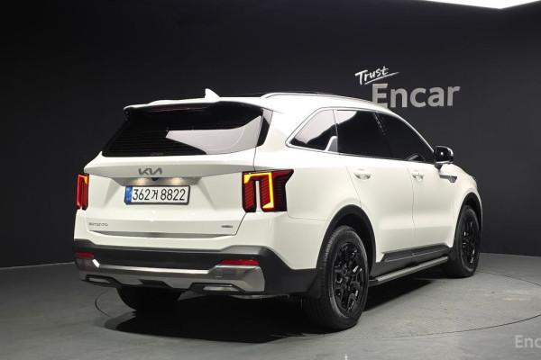 2025 Kia Sorento с пробегом 3 088 км