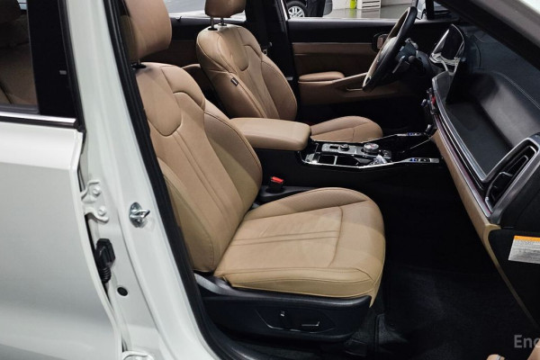 2024 Kia Sorento с пробегом 25 613 км