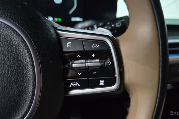 2024 Kia Sorento с пробегом 23 188 км