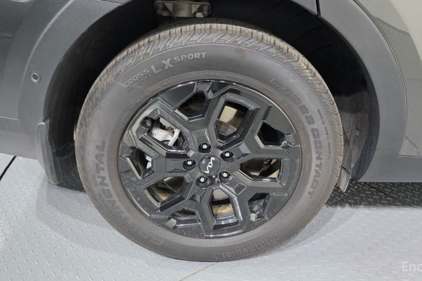 2024 Kia Sorento с пробегом 16 424 км