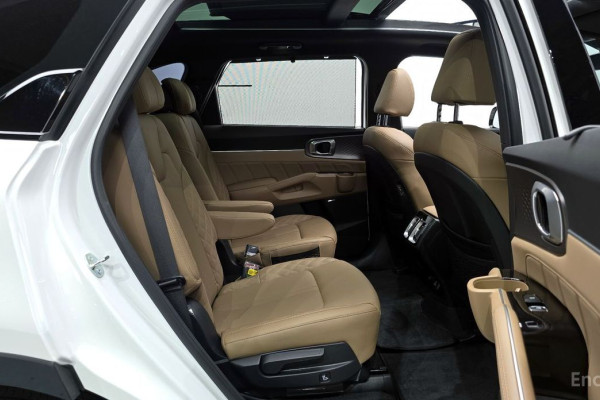 2024 Kia Sorento с пробегом 13 315 км