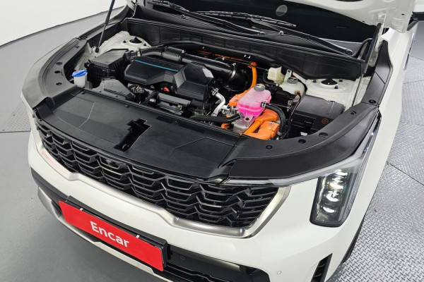 2025 Kia Sorento с пробегом 9 963 км