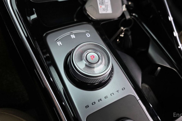 2024 Kia Sorento с пробегом 16 424 км