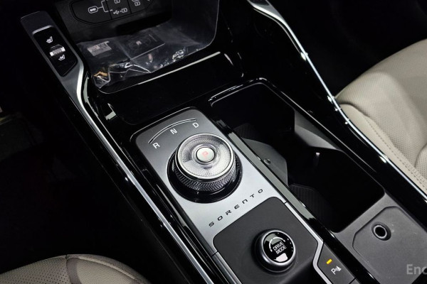 2024 Kia Sorento с пробегом 25 623 км