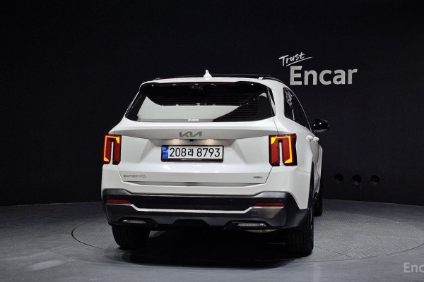 2023 Kia Sorento с пробегом 20 002 км