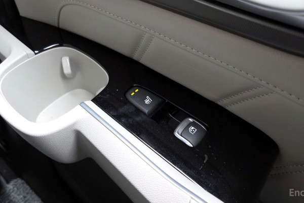 2025 Kia Sorento с пробегом 3 088 км