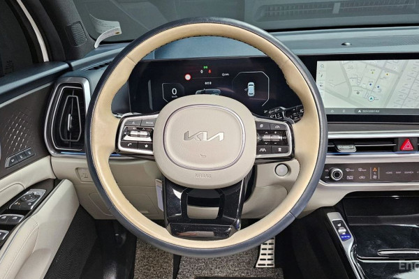 2023 Kia Sorento с пробегом 20 002 км