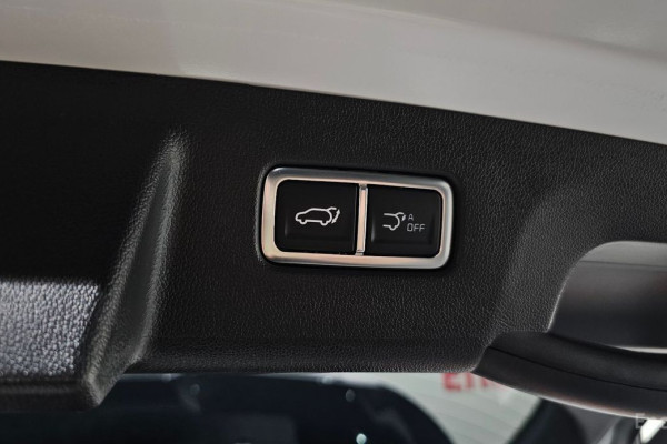 2025 Kia Sorento с пробегом 9 963 км