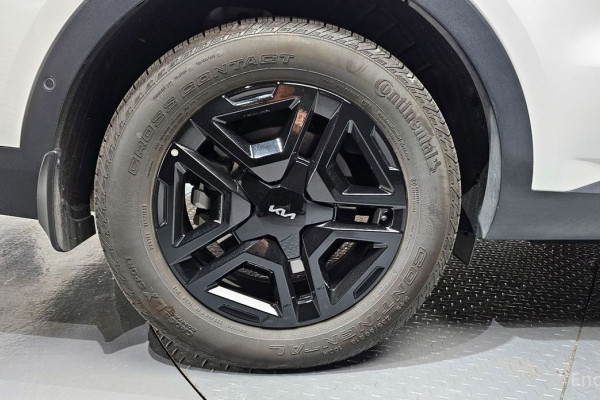 2024 Kia Sorento с пробегом 21 746 км