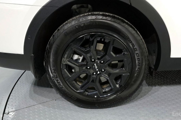 2023 Kia Sorento с пробегом 14 126 км