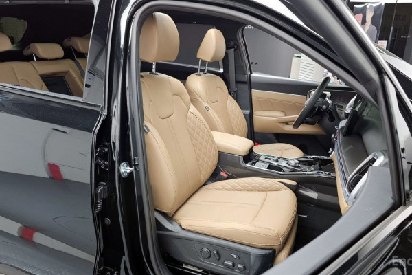 2025 Kia Sorento с пробегом 2 963 км