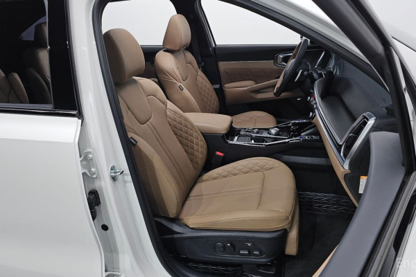 2024 Kia Sorento с пробегом 13 352 км