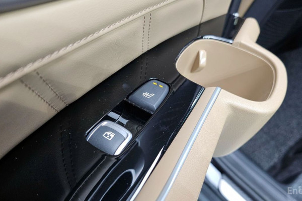 2025 Kia Sorento с пробегом 2 963 км