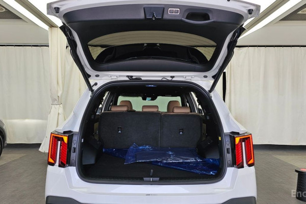 2025 Kia Sorento с пробегом 3 319 км