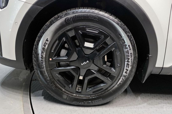 2024 Kia Sorento с пробегом 11 680 км