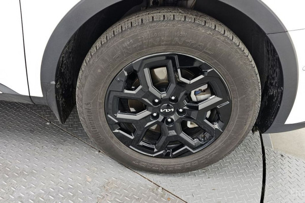 2024 Kia Sorento с пробегом 23 941 км