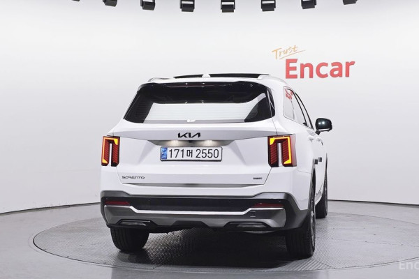 2024 Kia Sorento с пробегом 22 121 км