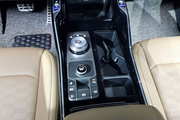 2024 Kia Sorento с пробегом 15 718 км