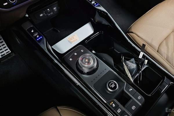 2024 Kia Sorento с пробегом 23 941 км