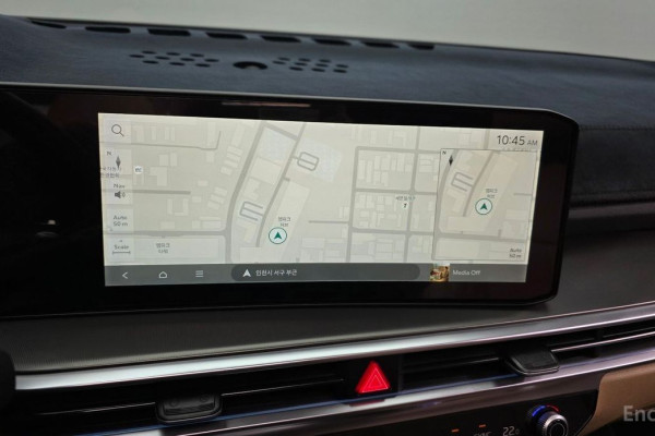 2023 Kia Sorento с пробегом 23 598 км