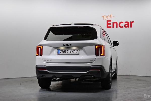 2024 Kia Sorento с пробегом 22 152 км