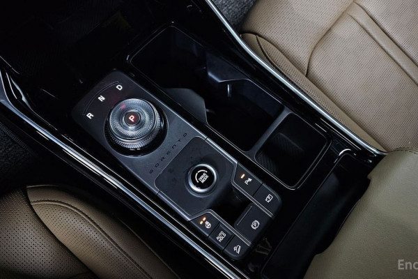 2024 Kia Sorento с пробегом 22 121 км