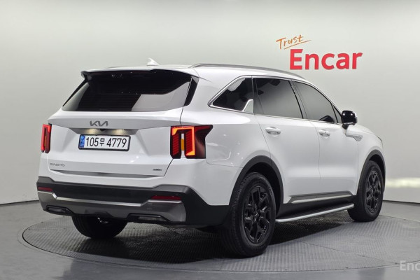 2024 Kia Sorento с пробегом 18 274 км