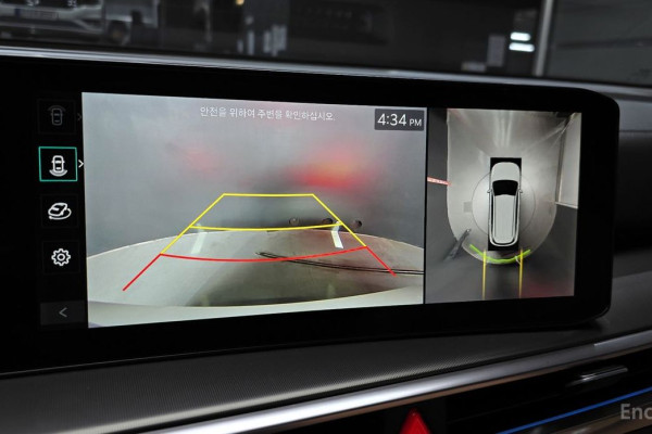 2024 Kia Sorento с пробегом 11 680 км