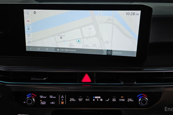 2024 Kia Sorento с пробегом 12 506 км