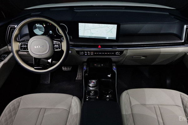 2024 Kia Sorento с пробегом 17 418 км