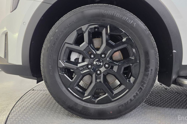 2024 Kia Sorento с пробегом 18 274 км