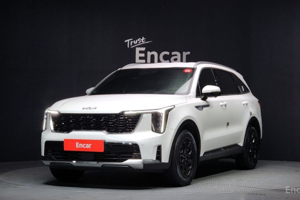 2025 Kia Sorento с пробегом 9 382 км