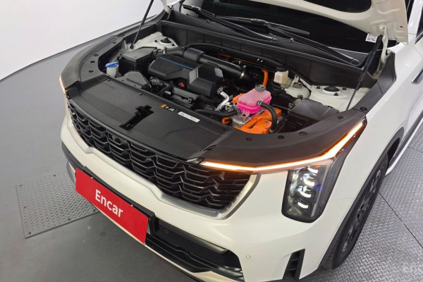 2024 Kia Sorento с пробегом 18 274 км