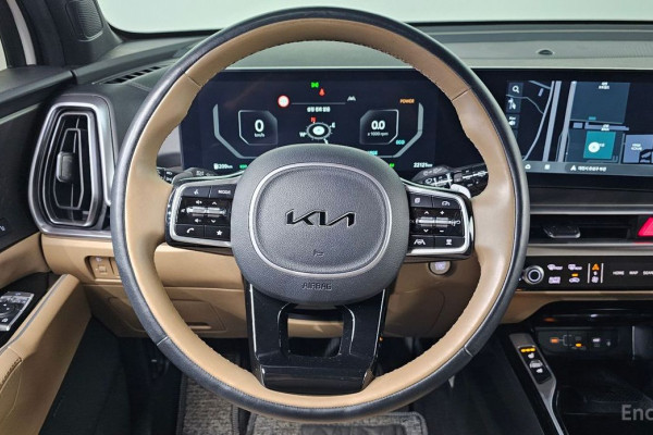 2024 Kia Sorento с пробегом 22 121 км