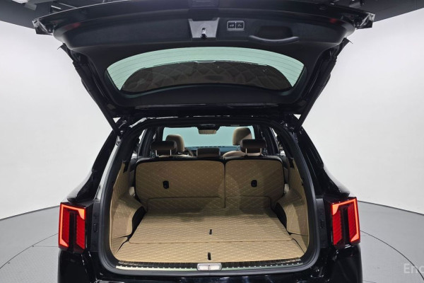 2023 Kia Sorento с пробегом 23 598 км