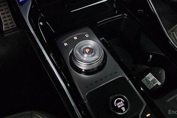 2024 Kia Sorento с пробегом 17 418 км