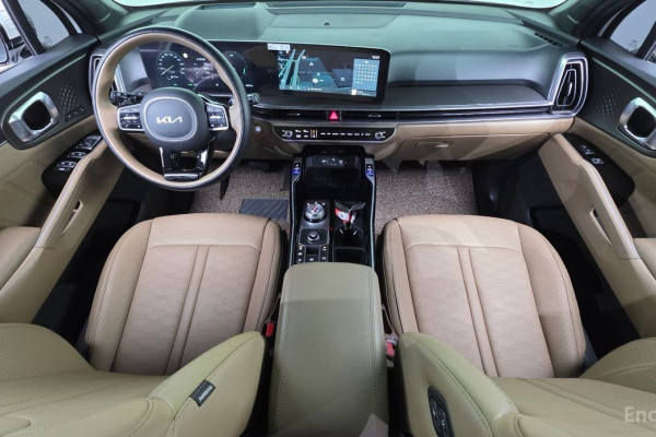 2024 Kia Sorento с пробегом 18 274 км