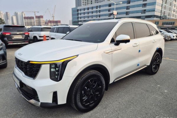 2024 Kia Sorento с пробегом 9 108 км