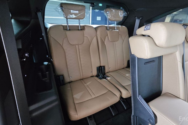 2024 Kia Sorento с пробегом 12 506 км