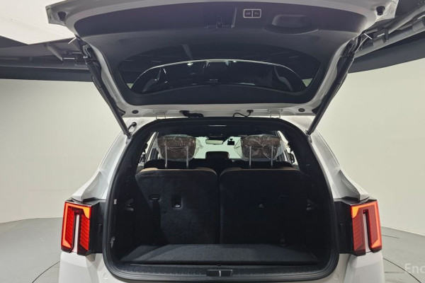 2024 Kia Sorento с пробегом 12 506 км