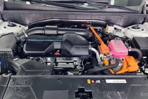 2025 Kia Sorento с пробегом 14 620 км