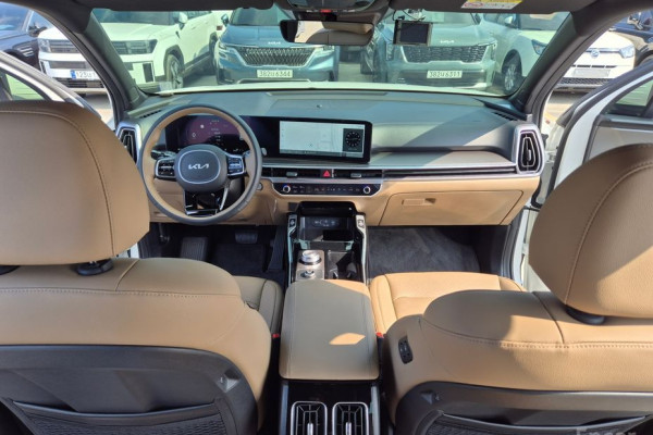 2024 Kia Sorento с пробегом 9 108 км