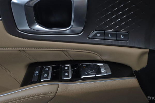 2024 Kia Sorento с пробегом 18 274 км