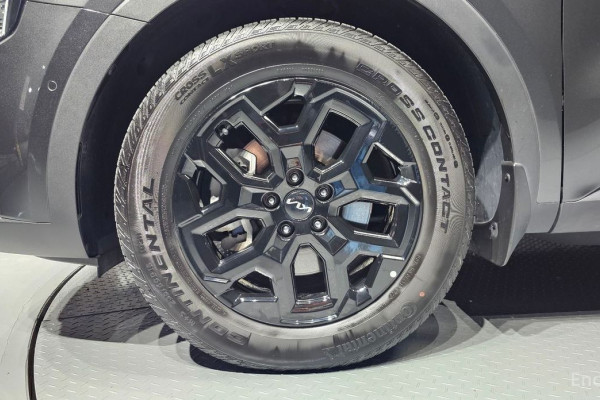 2023 Kia Sorento с пробегом 27 254 км