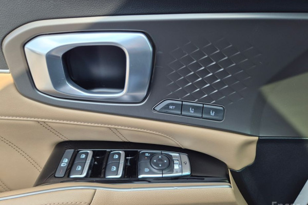 2024 Kia Sorento с пробегом 9 108 км