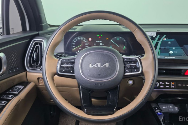 2024 Kia Sorento с пробегом 18 274 км